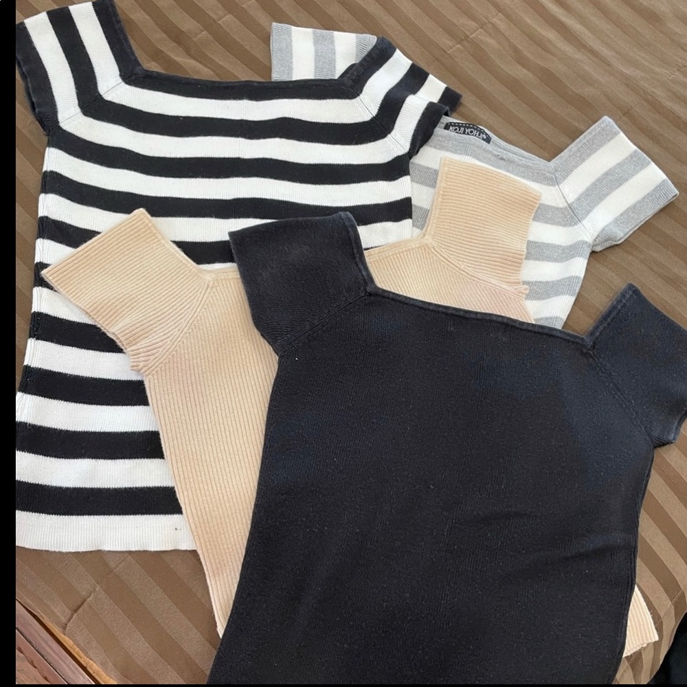 Top can be worn as off the shoulder